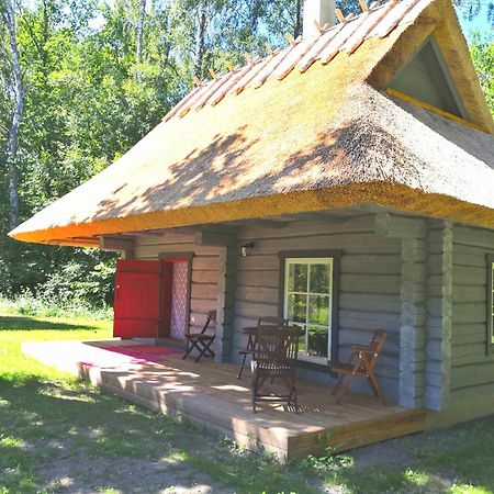 Готель Kotka Farm Saarekula Екстер'єр фото