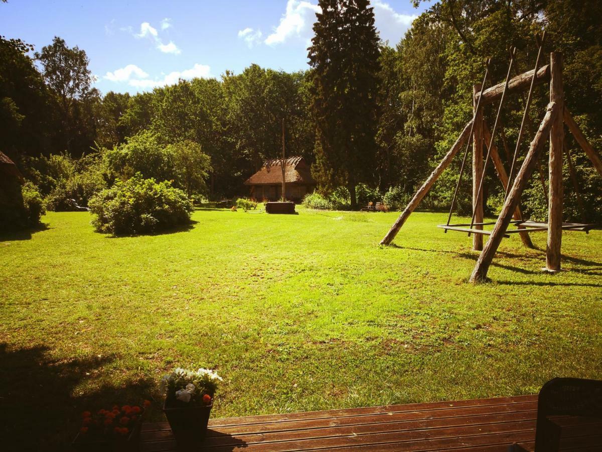 Готель Kotka Farm Saarekula Екстер'єр фото